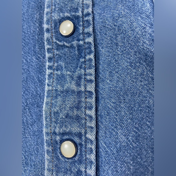 Vintage Saddle King Western Denim Shirt – Pearl Snap, Long Sleeve - Picture 4 of 16